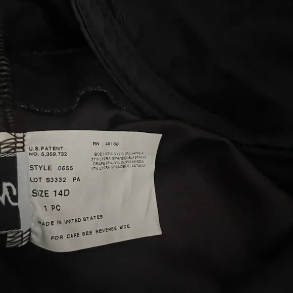 Miraclesuit One-Piece Swimsuit 14D halter top brown - Picture 6 of 6